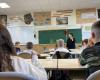 fourteen teachers refuse to evaluate their students