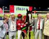 Spirit Dancer wins the Bahrain International Trophy for the 2nd time