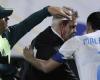 Soccer. Mexico coach attacked at end of match against Honduras