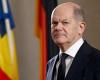 Germany’s Scholz calls Putin, ending Western isolation over Ukraine