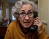 A telephone operator creates a “grandmother” using AI to waste scammers’ time