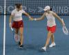 Poland and Italy qualified for the semi-finals of the Billie Jean King Cup