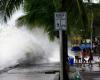 Super Typhoon Man-yi (Pepito) hits the Philippines