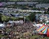 Glastonbury Festival sold out in less than 40 minutes