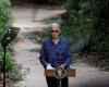 Aviator glasses and rangers, Joe Biden pretends to be Indiana Jones in the Amazon jungle