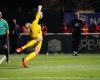 a goalkeeper takes out… four shots on goal and qualifies his team