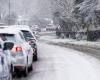 Weather UK live: Travel chaos and schools closures mount as up to 15cm more snow expected to fall