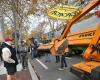 Anger of farmers: Rural Coordination tractors blocked the center of Albi