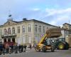 VIDEO. “The same thing should be applied to administrations”: between actions and debates, story of a 2nd day of agricultural anger in Auch