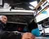 Vendée Globe. Fabrice Amedeo victim of keel damage