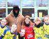 He was there, hidden under his hood: Romelu Lukaku creates a surprise by arriving… in a youth club