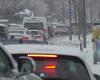 Snow falls all the way to the plain in places, causing several accidents – rts.ch