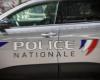 Paris: two fake bank card delivery men kidnap a 77-year-old woman at her home and steal 100,000 euros from her