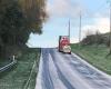 Haute Somme: a heavy goods vehicle stuck on an icy slope causes a traffic jam on the D 1029 near Morcourt