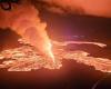 spectacular images of the parking lot of a tourist site engulfed by lava