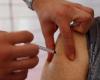 vaccination rate against flu and Covid-19 falling among people at risk