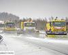 Stuck on the highway because of the snow, they had to pay the toll