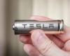 World’s largest electric car battery maker predicts Tesla failure