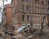 Nineteen injured and “more than forty houses” damaged after Russian air attack on central Kharkiv