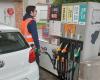 Total is testing the return of the pump attendant in a Quimper station!