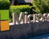 Microsoft 365 working to address potential Outlook and Teams outage