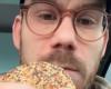 Comedian Alexandre Bisaillon attacks Tim Hortons in an unfiltered video.