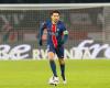 PSG: Marquinhos makes history again!