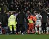 A Fiorentina player collapses in the middle of a match, huge concern