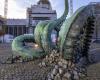 A giant octopus emerges in Brussels: tribute to Verne