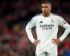 A Real Madrid flop advises Mbappé