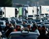 Second day of taxi demonstration in Lyon, Paris joins the movement: News