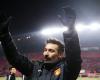 former PSG player Ezequiel Lavezzi robbed, luxury items stolen