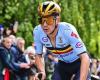 “The postman suddenly opened his door”: knocked down by a La Poste car during training, world cycling champion Remco Evenepoel hospitalized