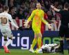 Neuer gets sent off for 1st time and Bayern exit German Cup