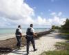 investigation opened after the discovery of a woman's body near a beach