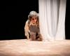 Alice returns to the Wolf – The Courier