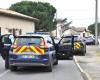 In Gironde, why do the gendarmes seal off part of the street in this city?