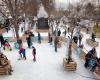 A 100% free ice rink opens in Paris this weekend!