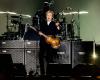 Last night in Paris…. Paul McCartney