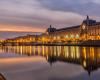 A free sound and light show on the facade of the Musée d’Orsay