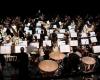 Musicians protest against the cold at the Halle aux Grains in Toulouse