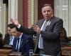 Legault wants to ban prayers in public by using the derogation clause