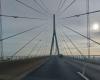 the Tancarville and Normandy bridges closed to traffic