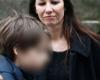 Emma and Henrik, Niels Arestrup's 12-year-old twins, pay one last visit to their father in front of Saint-Roch church