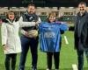 She won a collector's jersey signed by all the USM players – Le Petit Journal