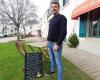 The owner of a bar in Loire-Atlantique denounces, with humor, the daily dog ​​droppings on his terrace