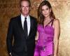 On video, the 360° Christmas dance of Cindy Crawford and her husband Rande Gerber