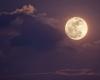 Health. Does the full moon impact our sleep?