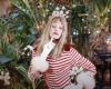 Arielle Dombasle transforms to share her love of Christmas