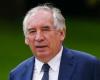 the choice of François Bayrou to remain mayor of Pau sparks controversy